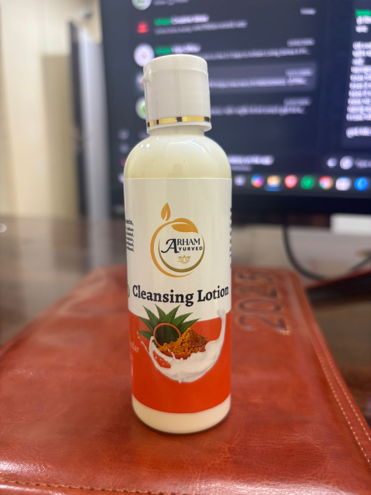 Arham Ayurved Herbal Cleansing Lotion